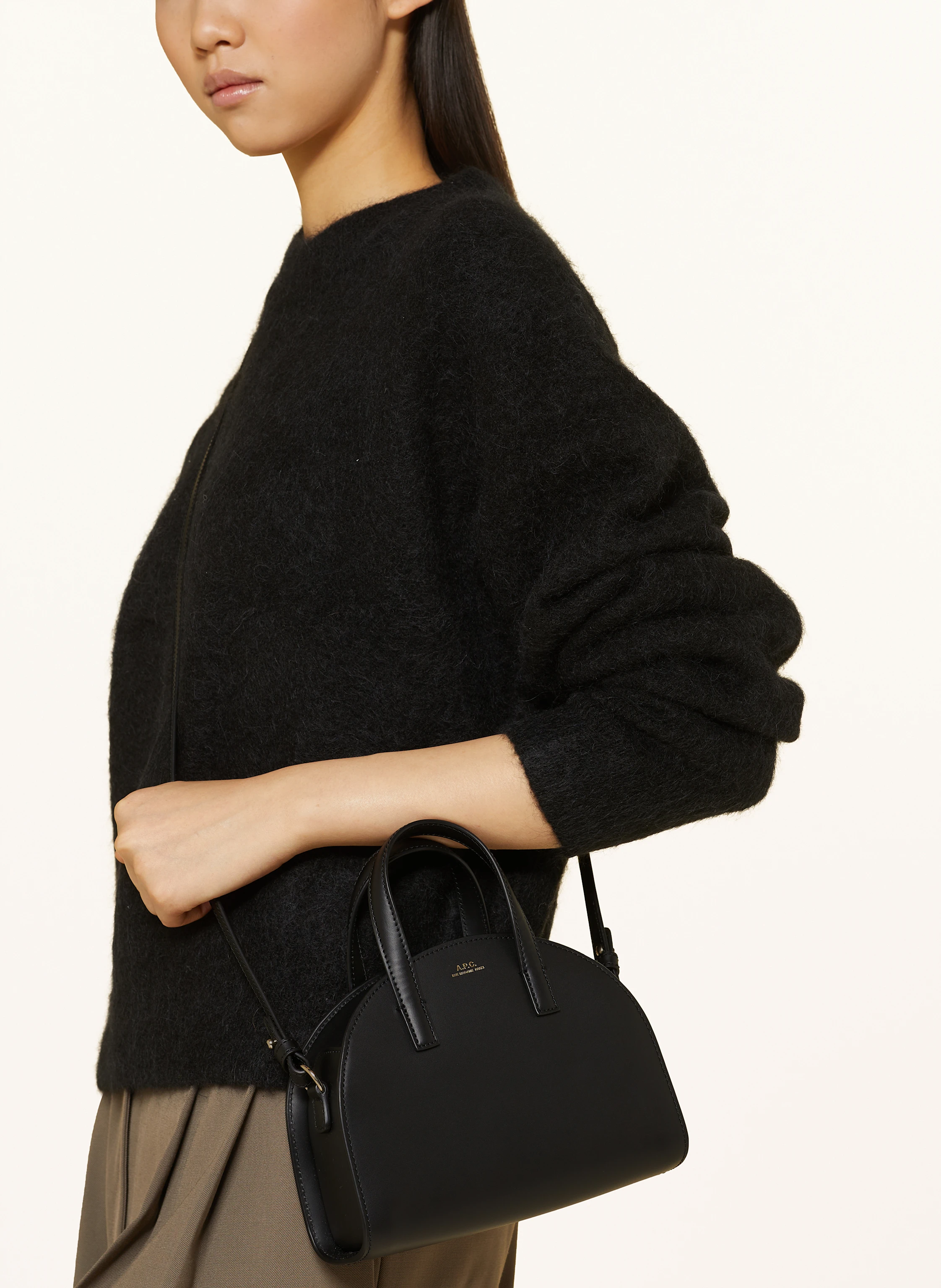 A.P.C. Umhängetasche DEMI-LUNE SMALL