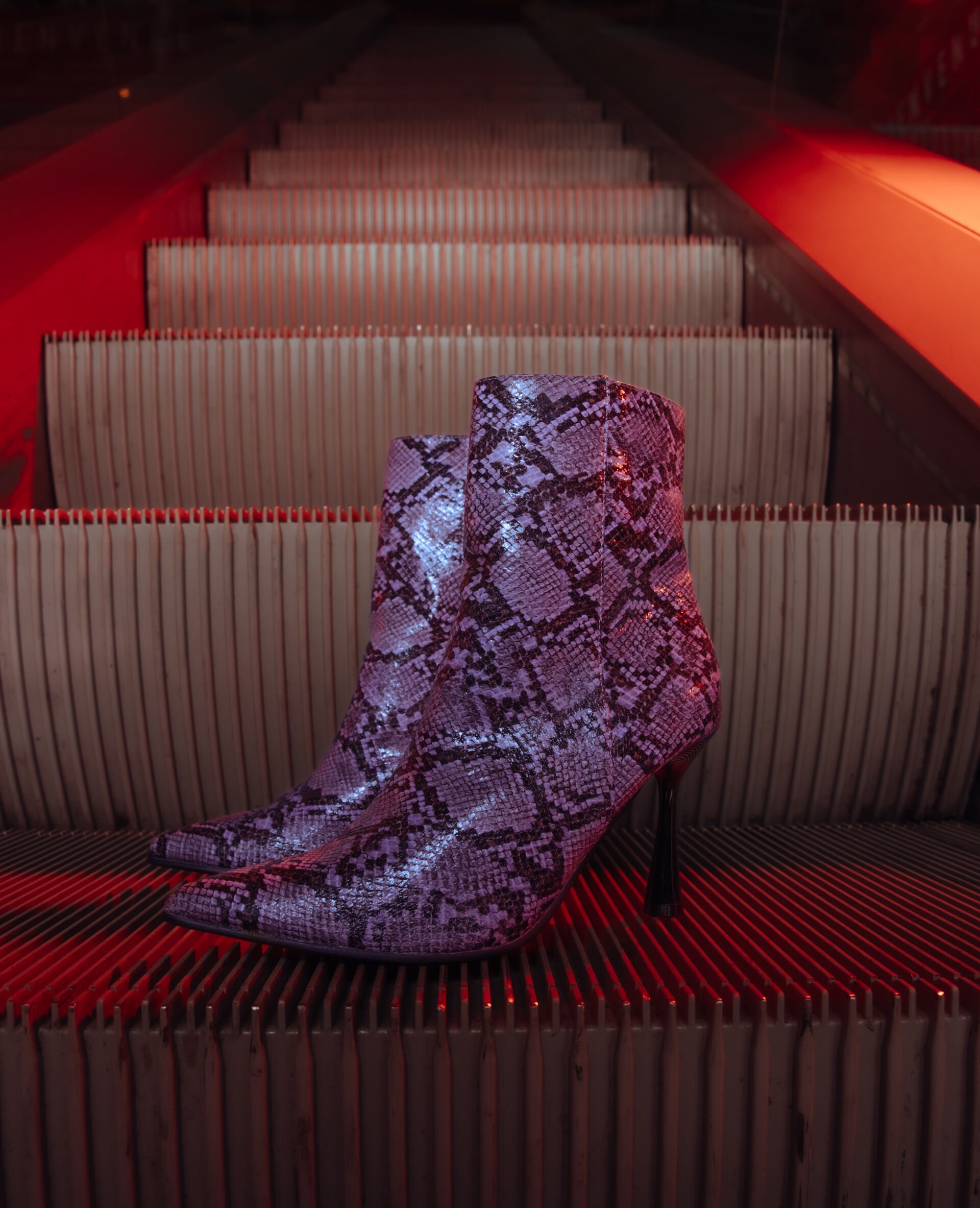 Boots pointues effet serpent - Lilas