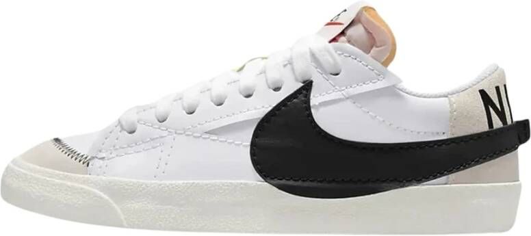 Nike Blazer Low '77 Jumbo sneaker van leer met suède details