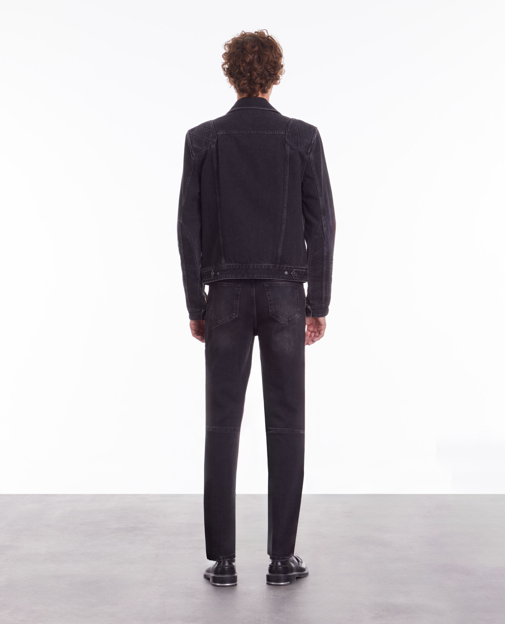 Blouson biker noir en denim