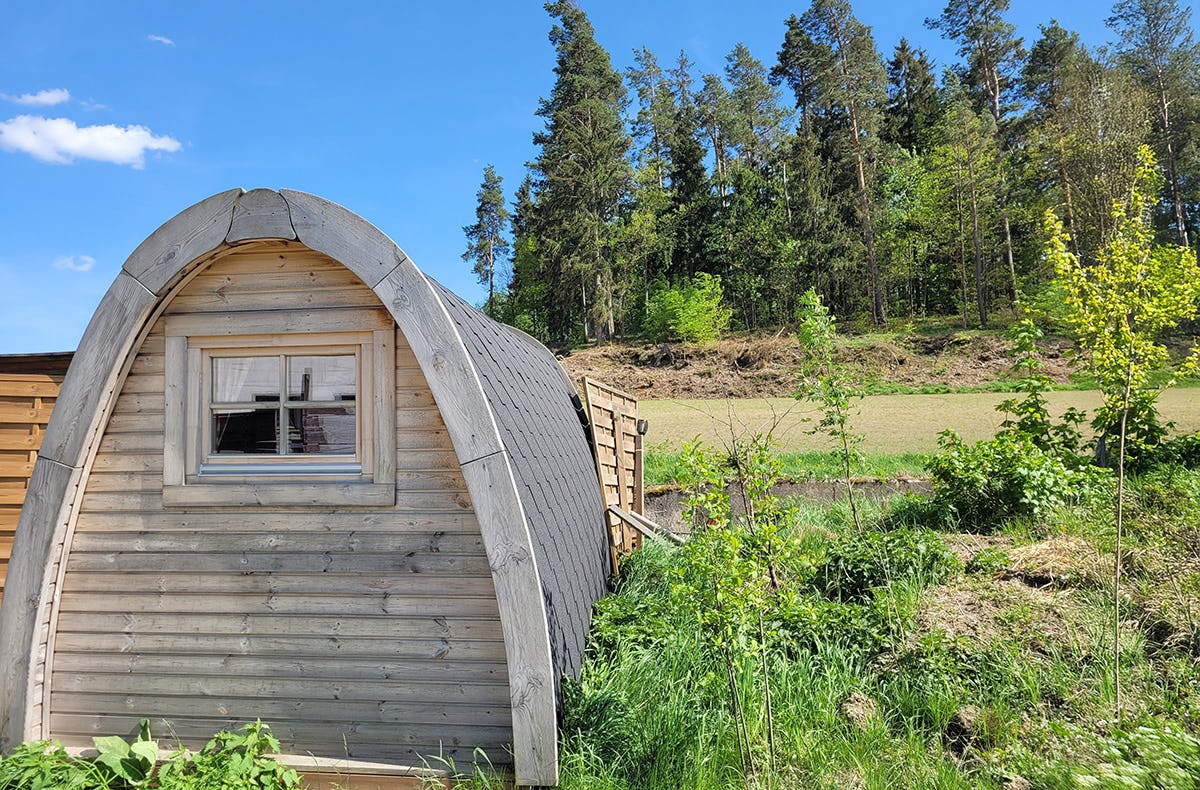 Übernachtung im Holz POD Neuhaus für 2 (1 Nacht)