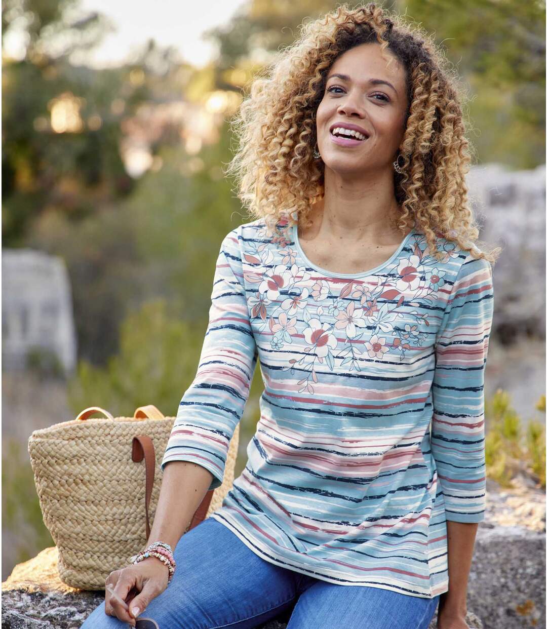 Tee-shirt Rayé Collier de Fleurs