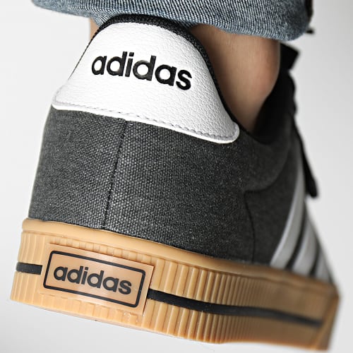 Baskets Daily 3.0 HP6032 Core Black Footwear White Gum 3
