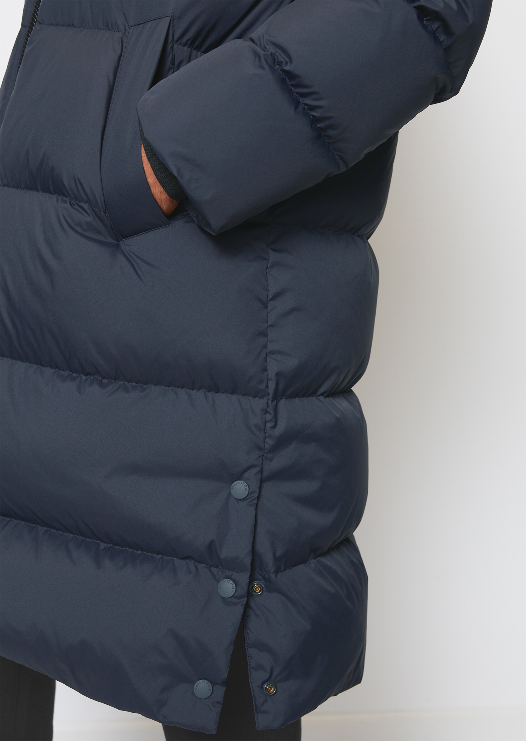 Puffer-Daunenmantel regular mit abnehmbarer Kapuze