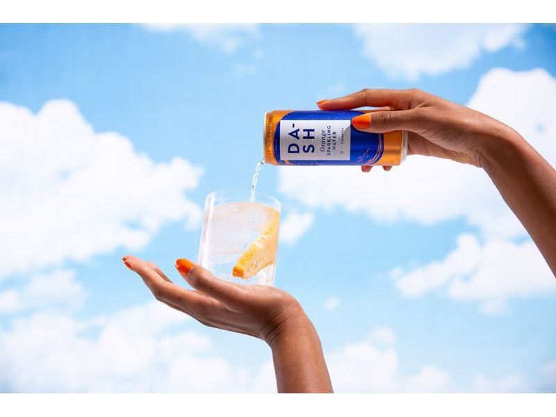 Dash Water Soft-Drinks Sparkling Orange 12 x 0.33 l Kohlensäurehaltiges Erfrischungsgetränk mit Orangengeschmack
