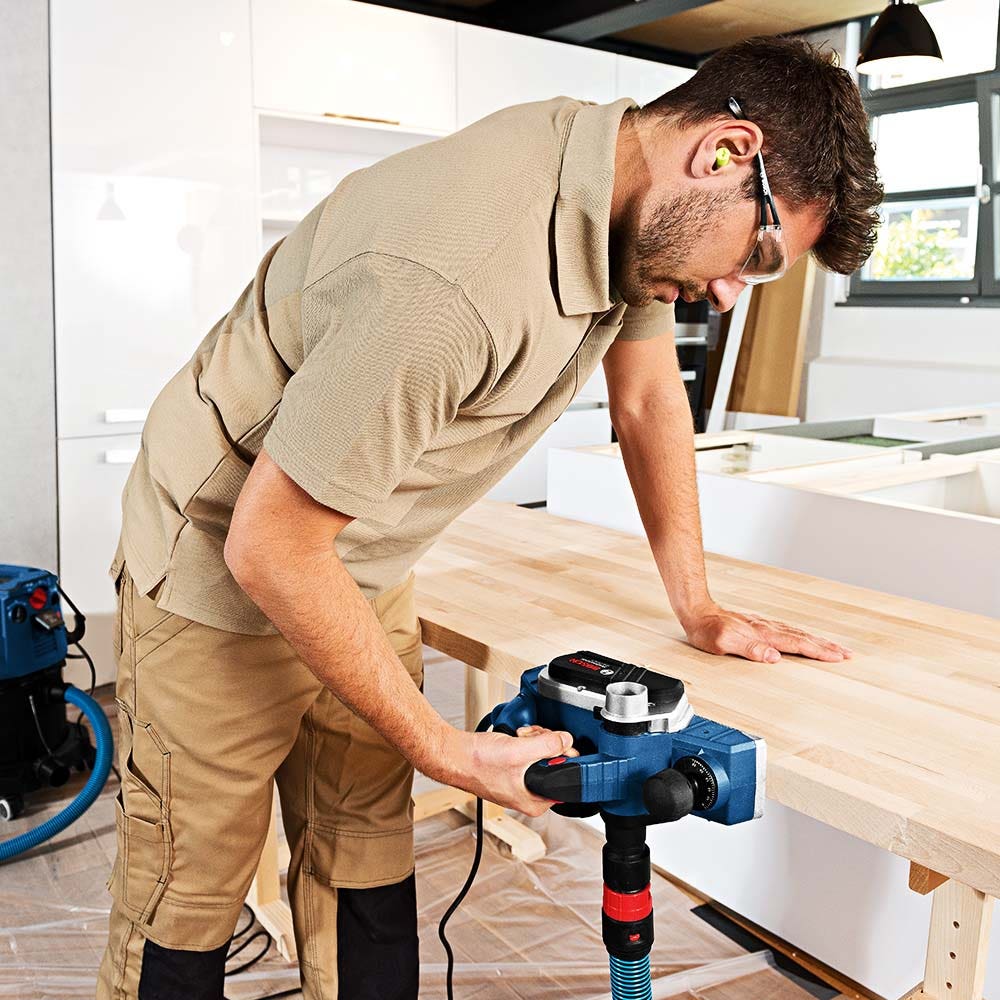 BOSCH 720W 82mm Planer GHO 26-82 D