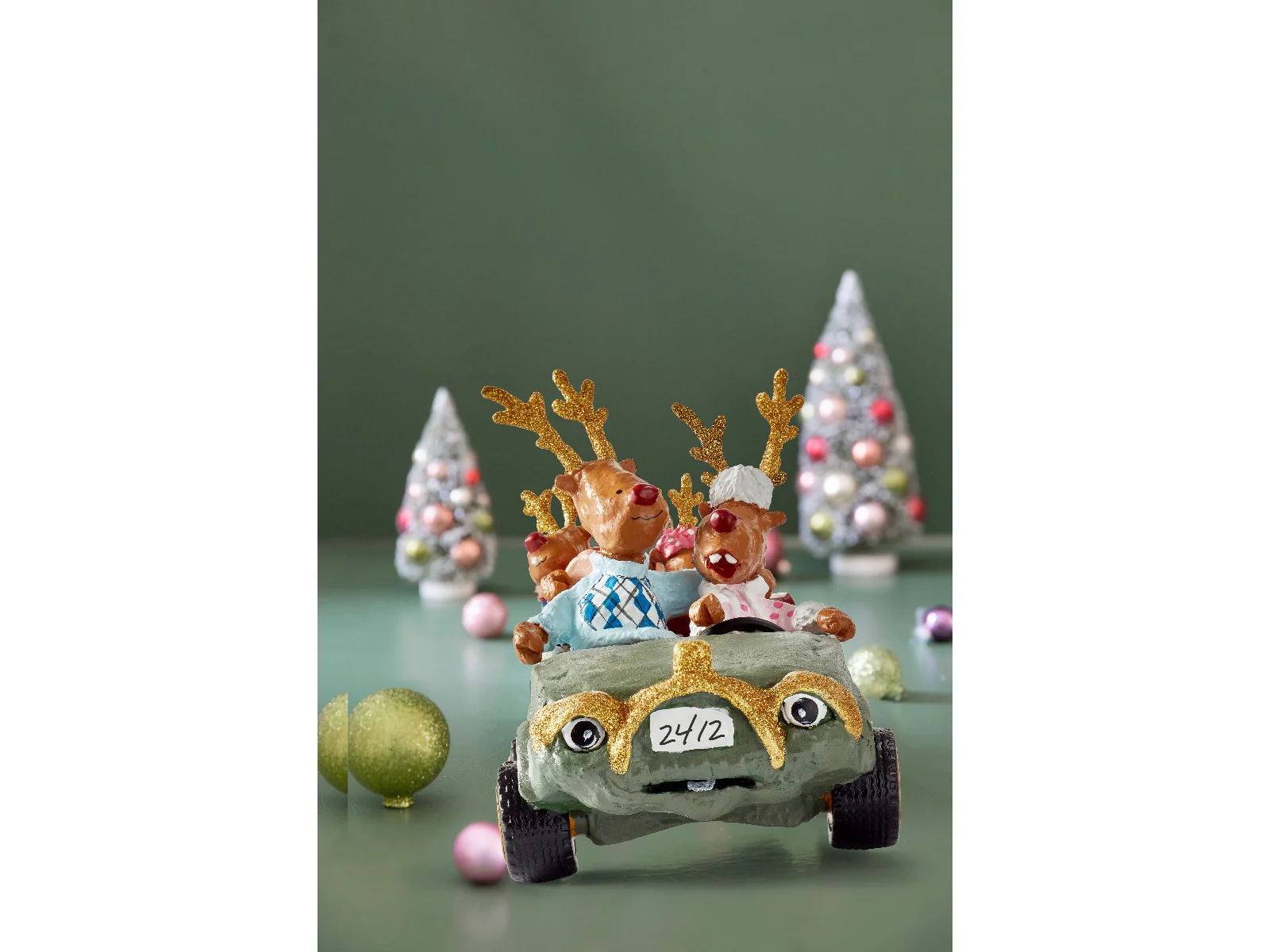 Medusa Copenhagen  Driving home for christmas Rudolf