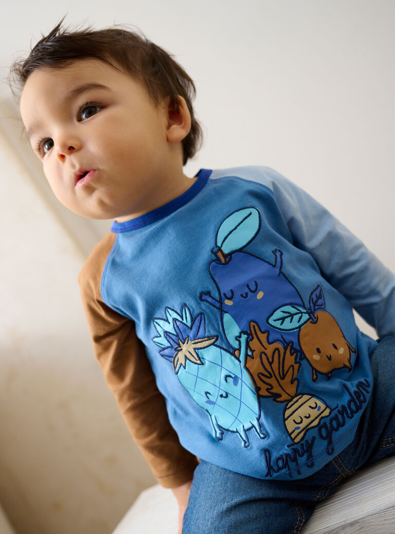 T-shirt bleu à manches contrastées pour bébé garçon