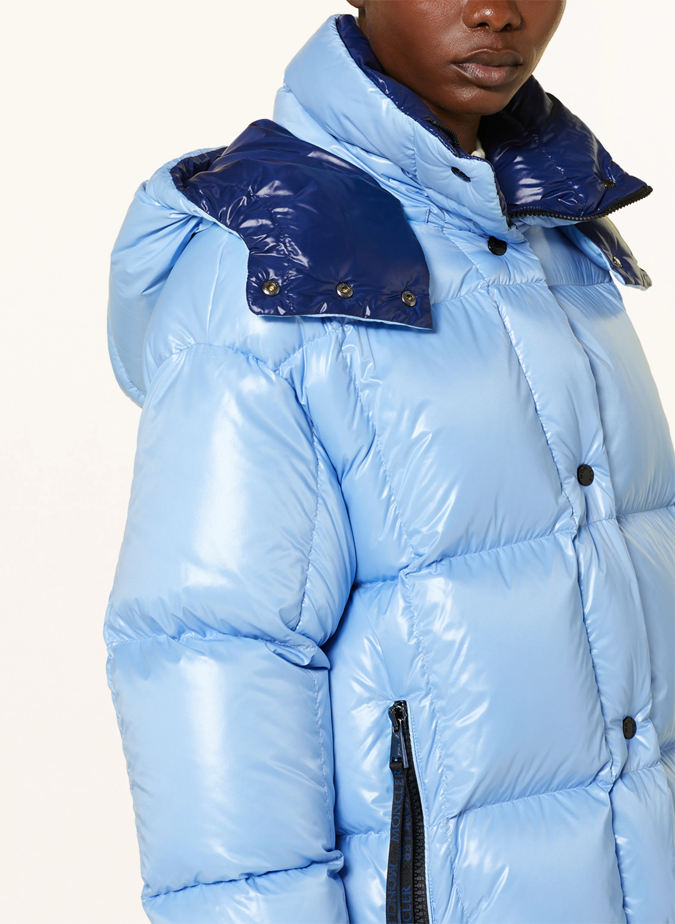 MONCLER Daunenjacke PARANA mit abnehmbarer Kapuze
