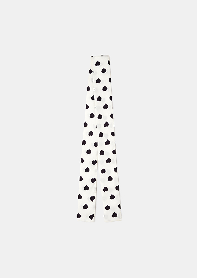 Foulard Emelineécru à motif coeur noir