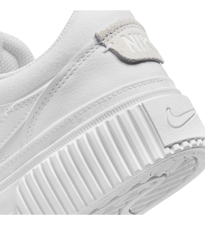 Nike Women Court Legacy Lift Sneakers