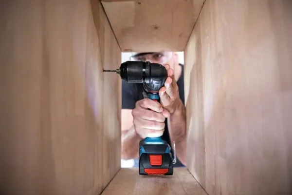 Bosch BORE-/SKRUEMASKINE GSR18V-90FC 2X4 2XGFA
