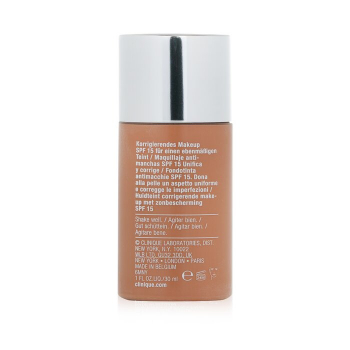 Clinique Pó base Even Better Makeup SPF15 (Mista seca a mista oleosa)