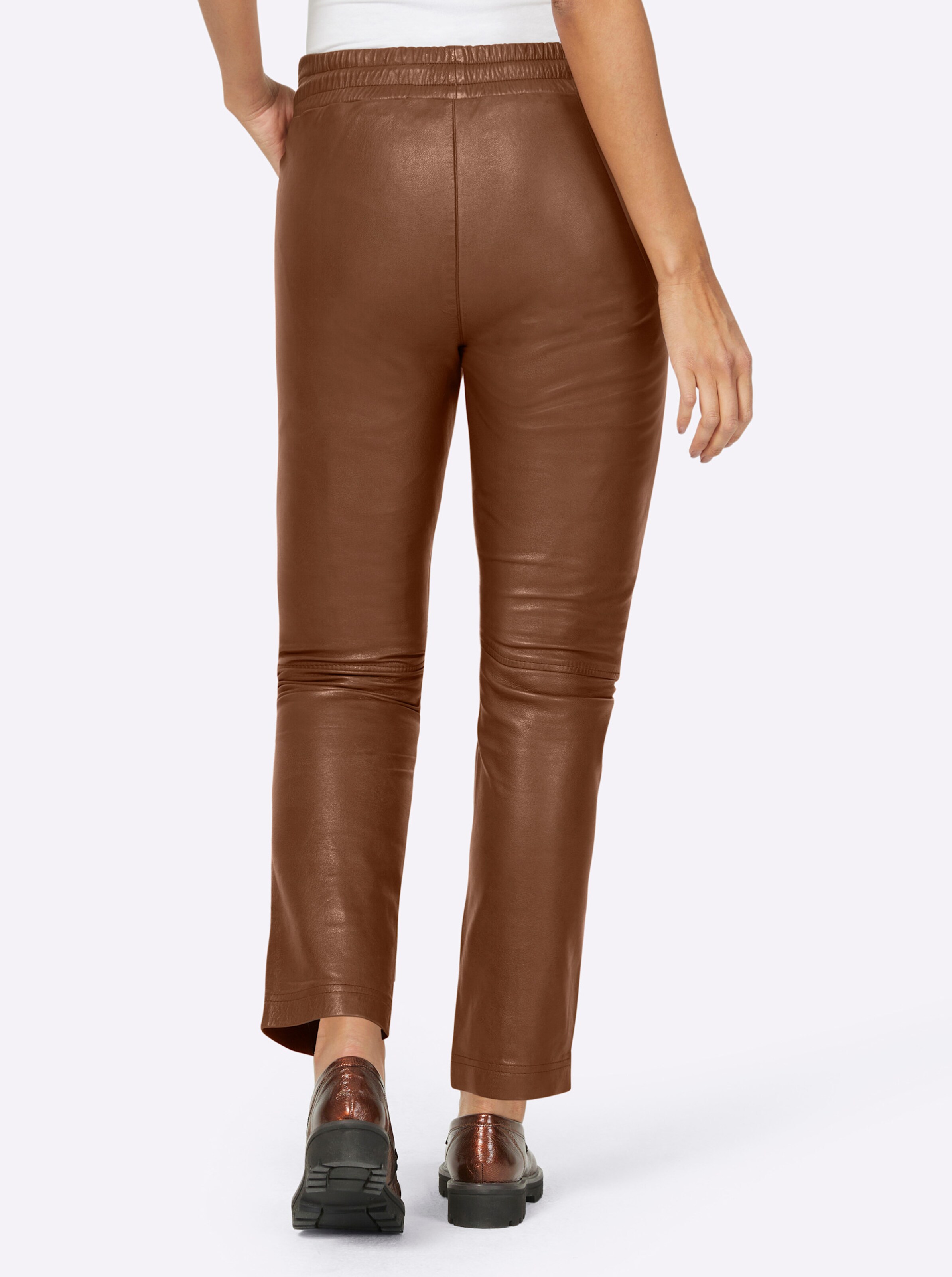Lederhose in cognac