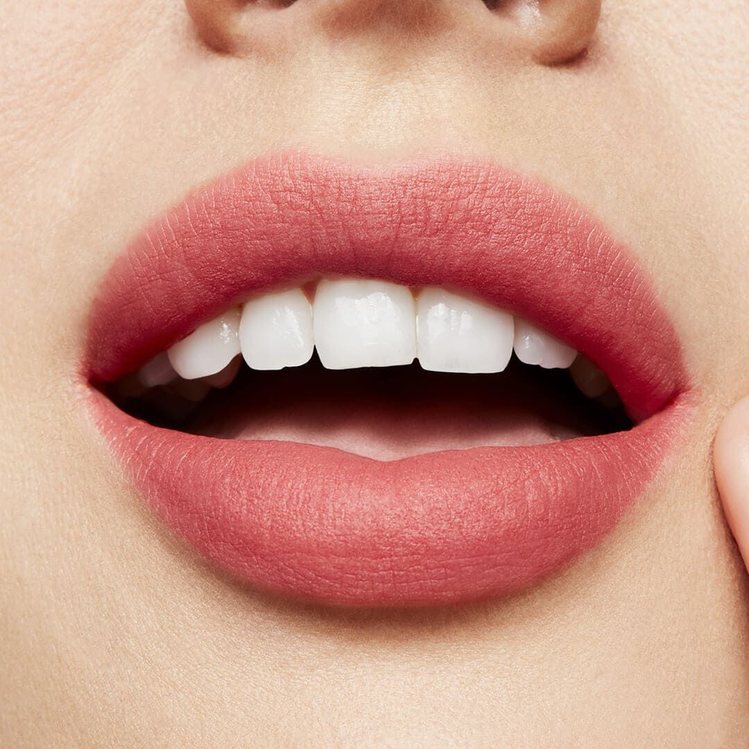 MAC POWDER KISS LIQUID LIPCOLOUR