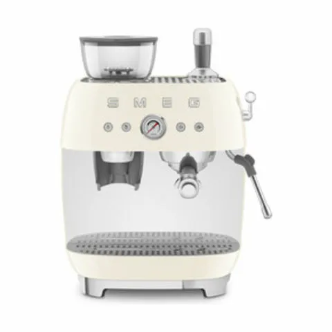 Smeg 50's Style Espressomaskine