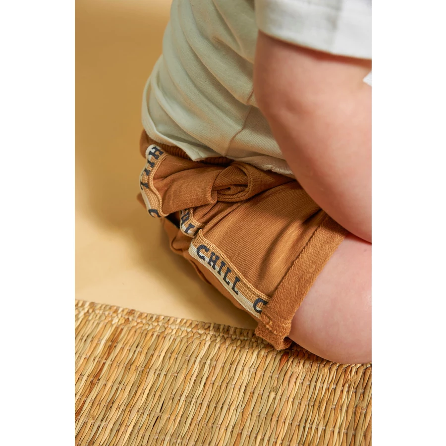 Feetje Short Looking Sharp Camel