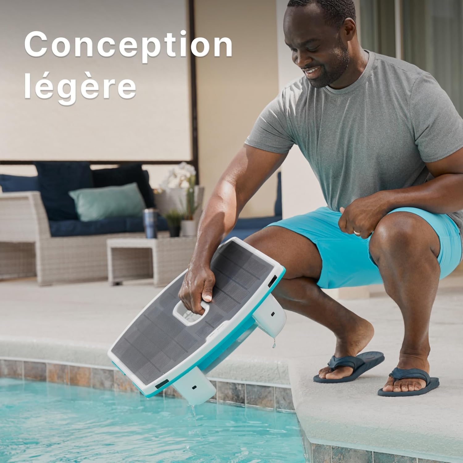 Dolphin Robot Nettoyeur Skimmer de Piscine Skimmi - Nettoie la Surface de l’Eau grâce Son Panneau Solaire Intelligent