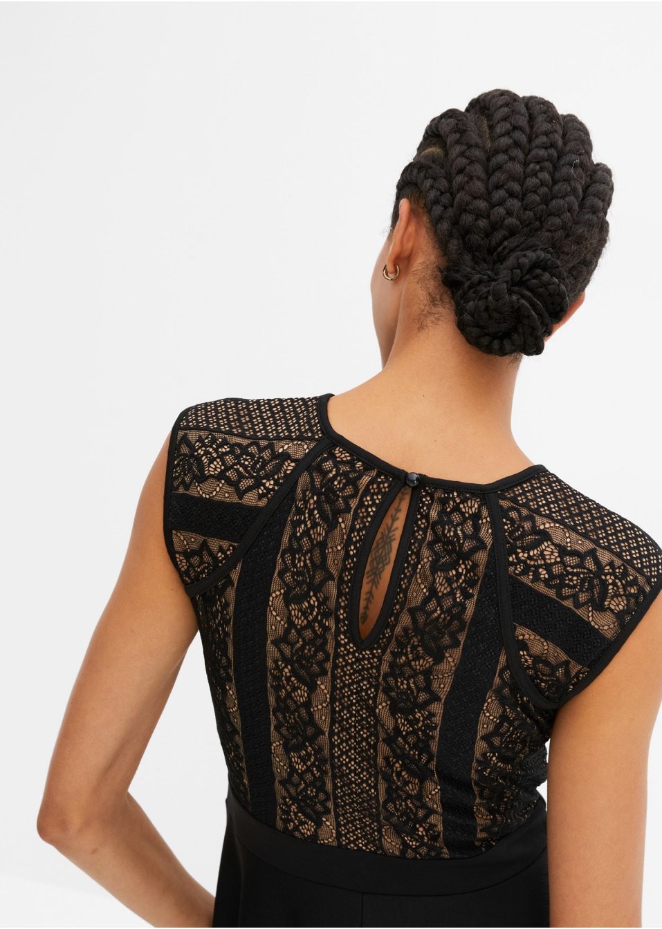 Robe à dentelle