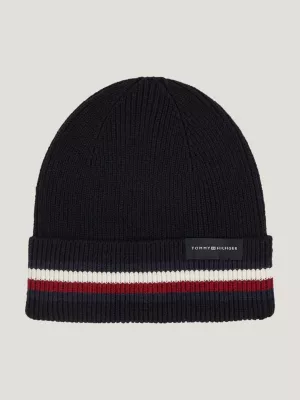 Gorro com o logotipo da marca