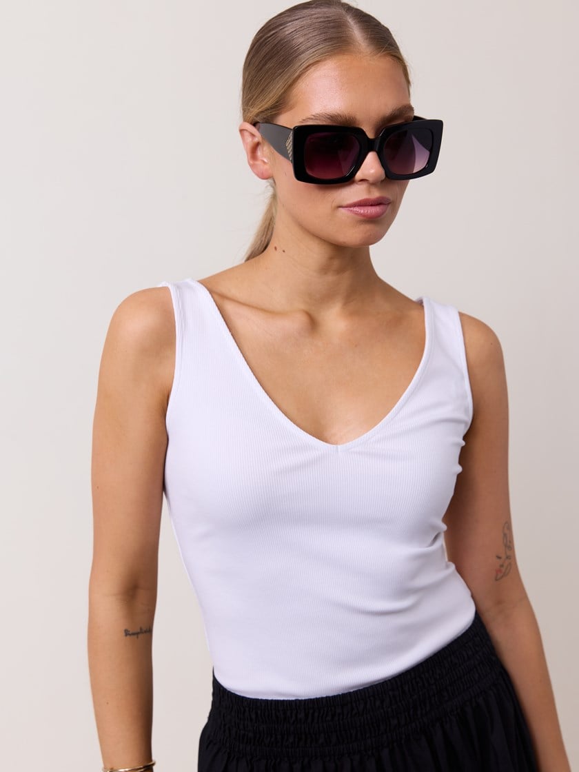 Maja Solbriller Black