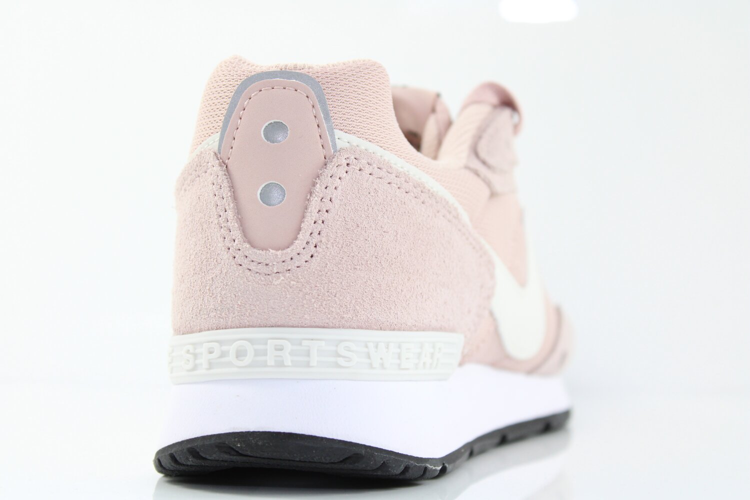 Nike Sneaker