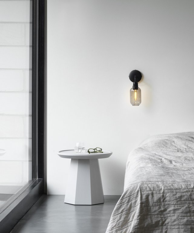 Normann Copenhagen Amp wandlamp goud, groen