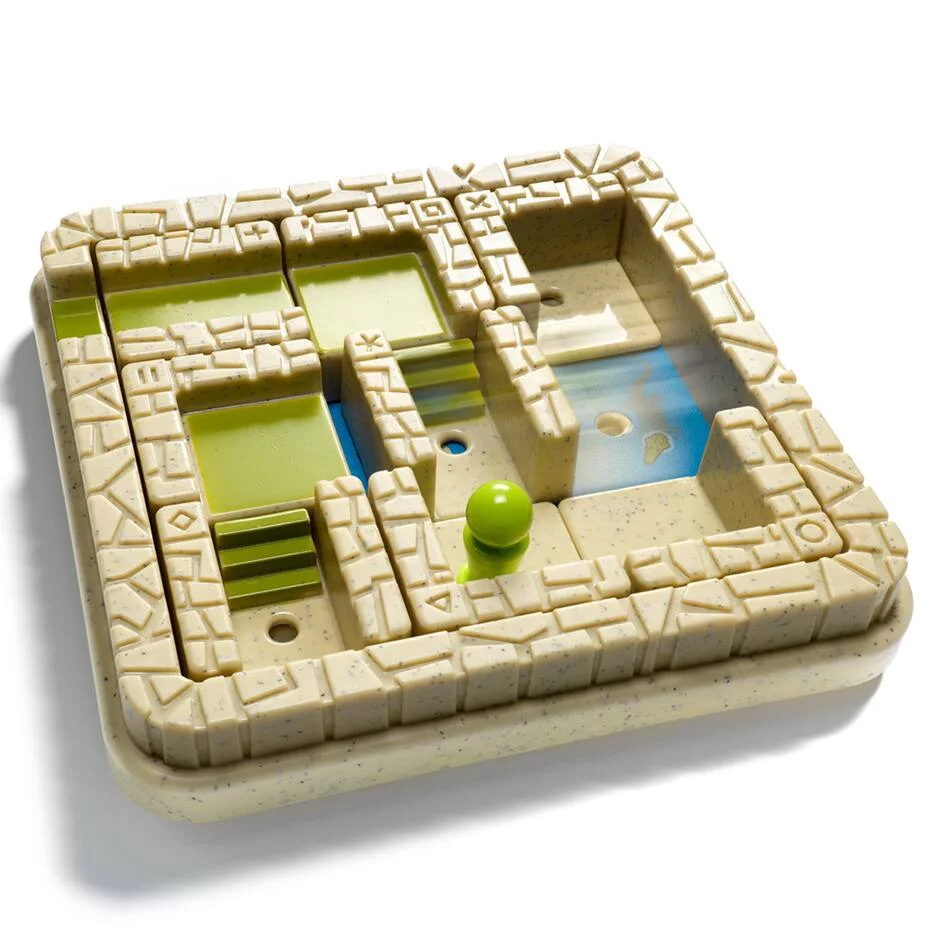 L' AVENTURIER