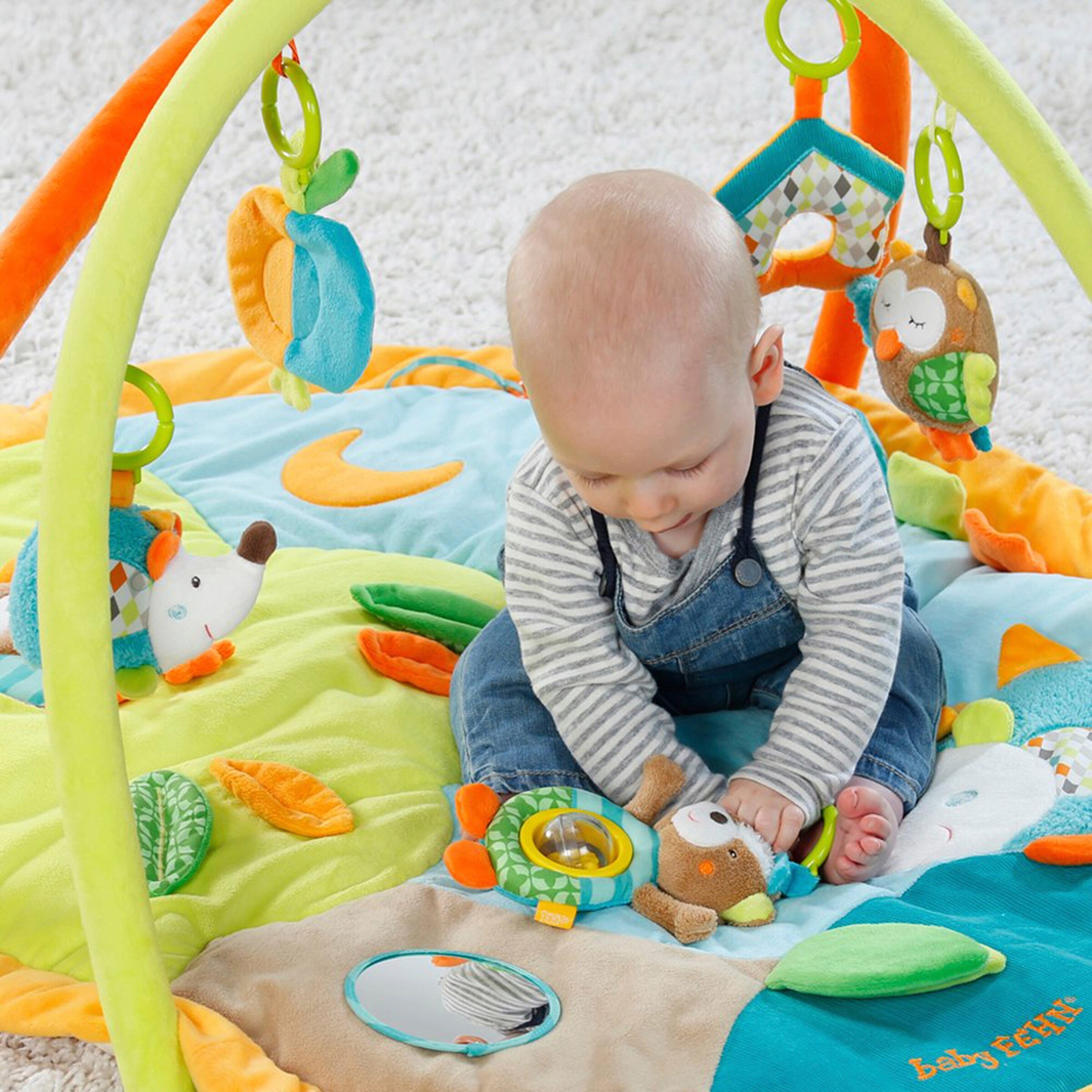 Fehn Spielbogen mit 3-D-Activity-Decke Sleeping Forest
