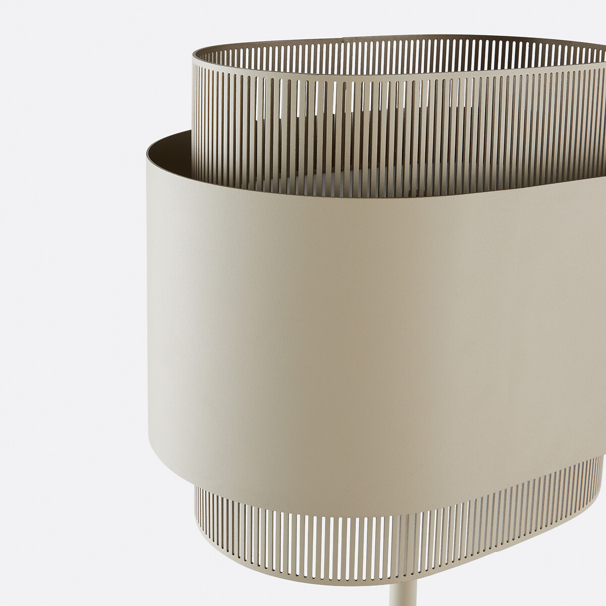 LA REDOUTE INTERIEURS<br>Candeeiro de pé duplo de metal, Leila