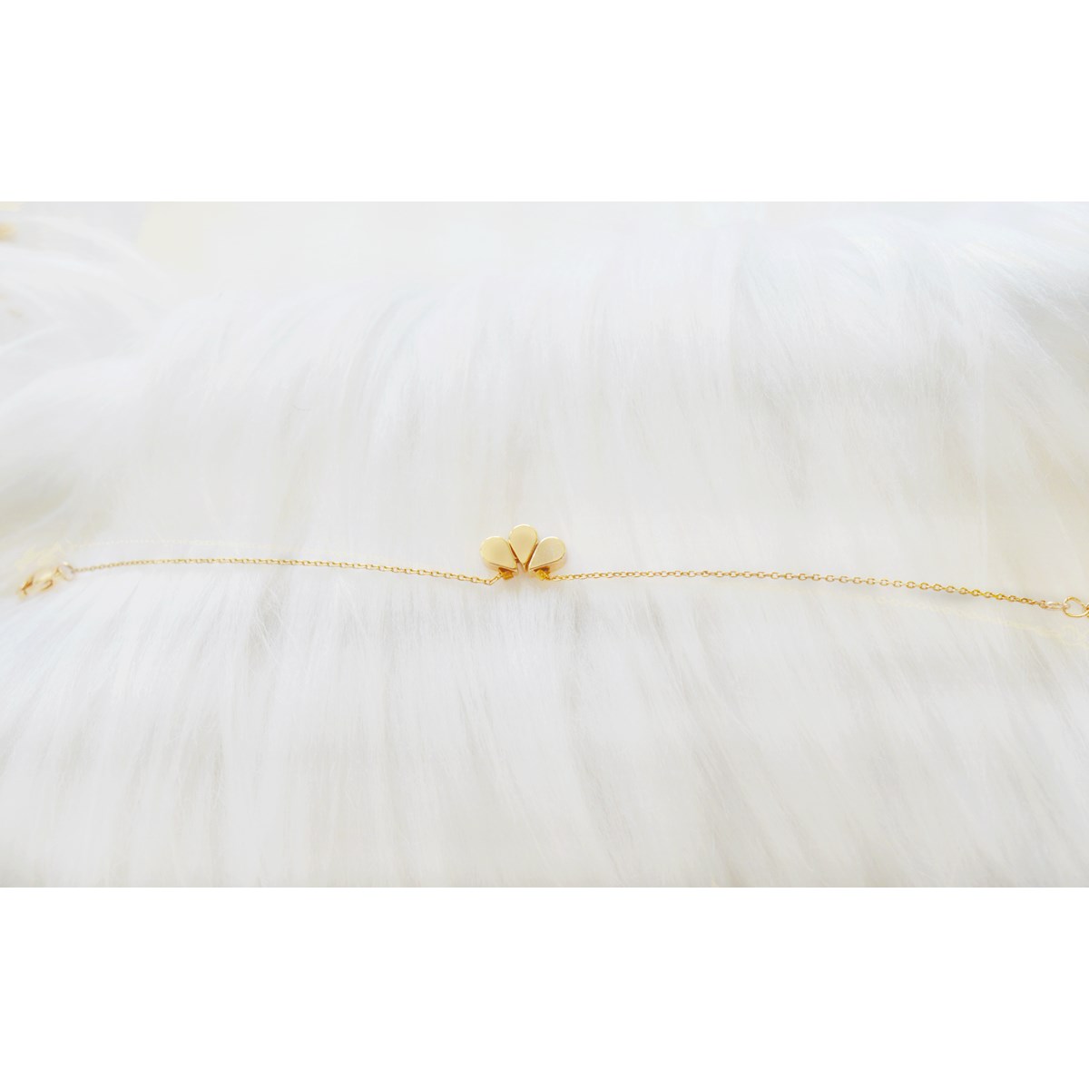 Bracelet souple  petites  perles gouttes  -Doré à l'or fin