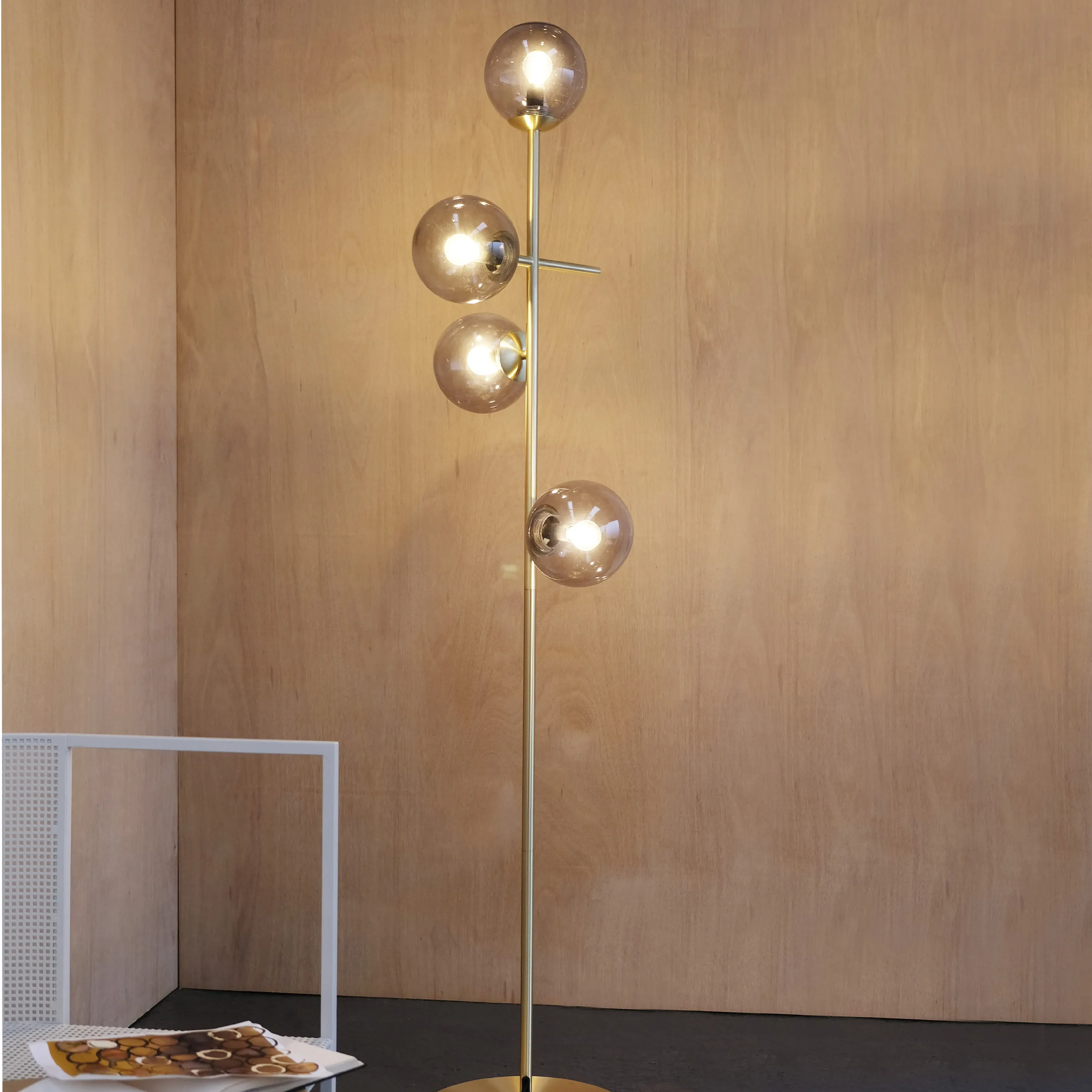 Dyberg Larsen Como Gulvlampe
