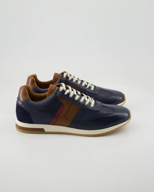 Ambitious Slow Sneaker in Blau