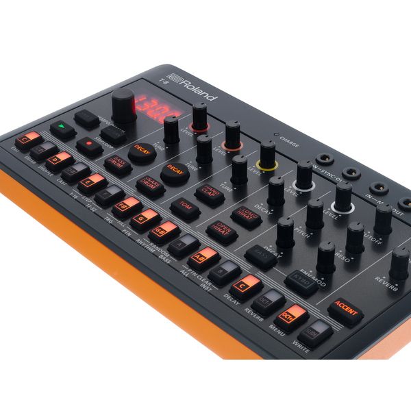 Roland AIRA Compact T-8 Beat Machine