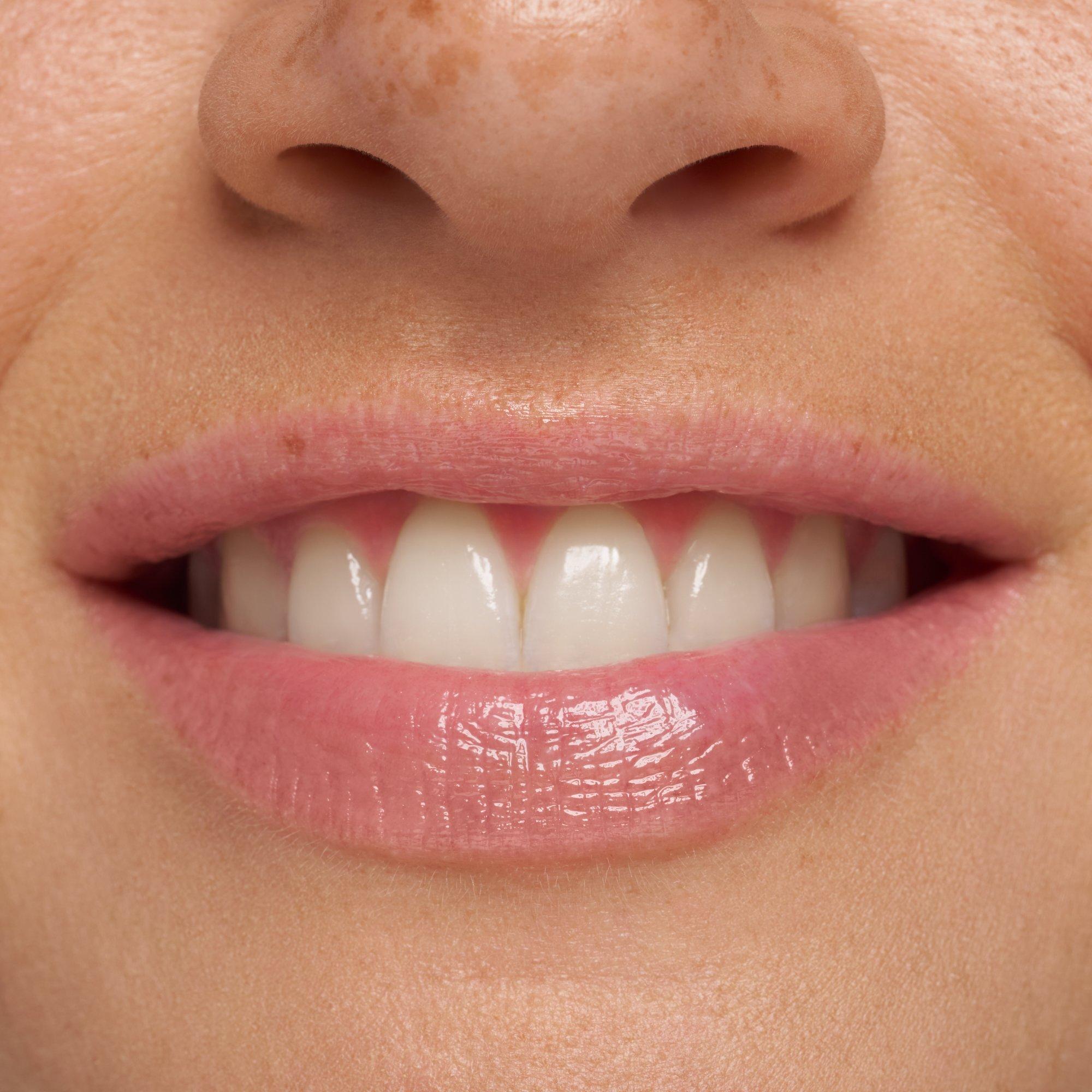 LIP swirl caring mask