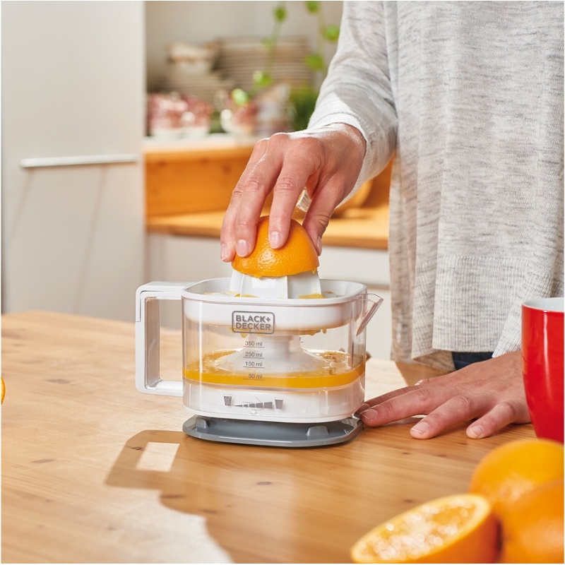 Presse-agrumes Black & Decker BXCJ25E 25W avec regulateur de pulpe