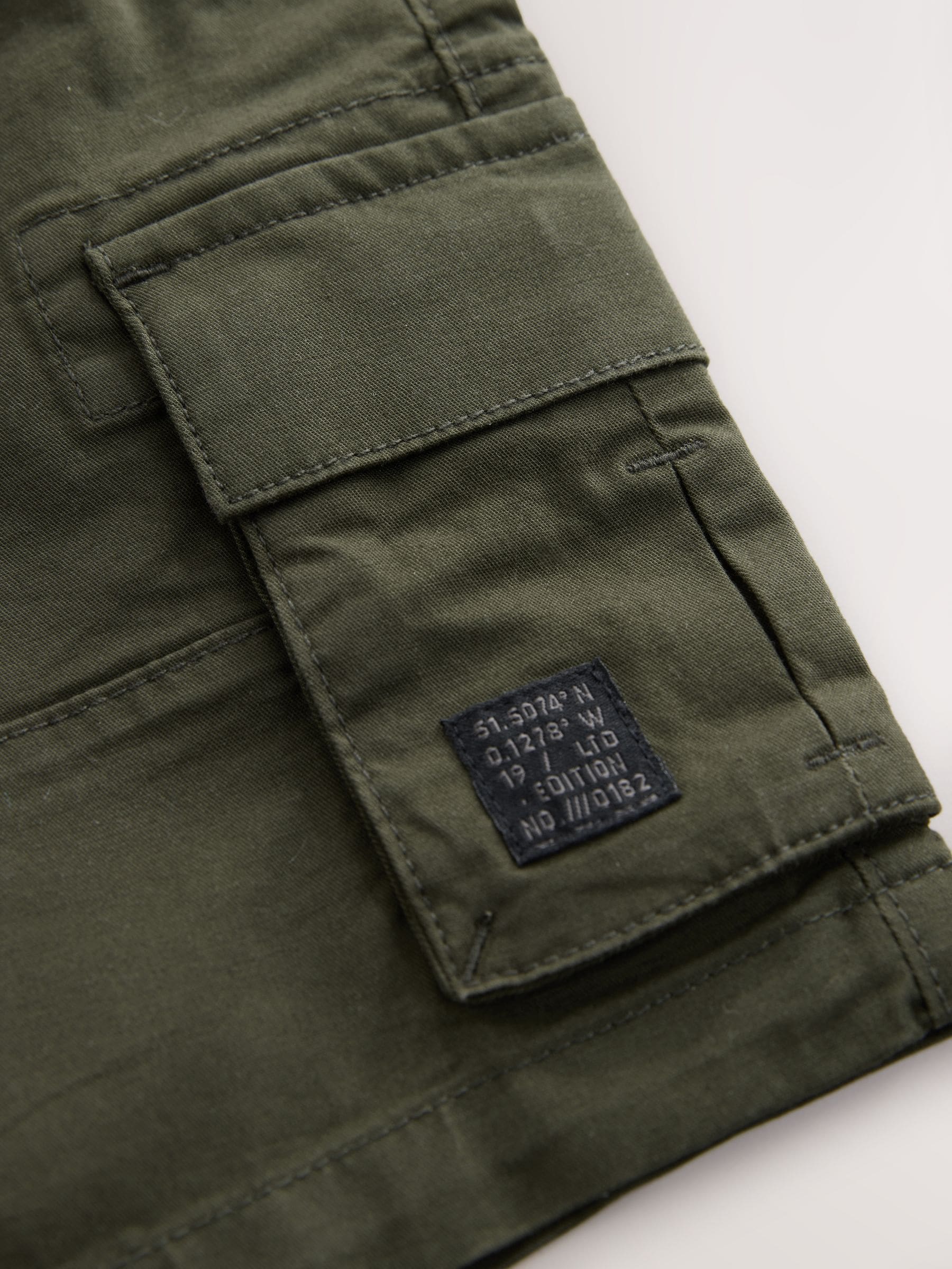 Kaki/grijs - Cargoshort (3-16jr)