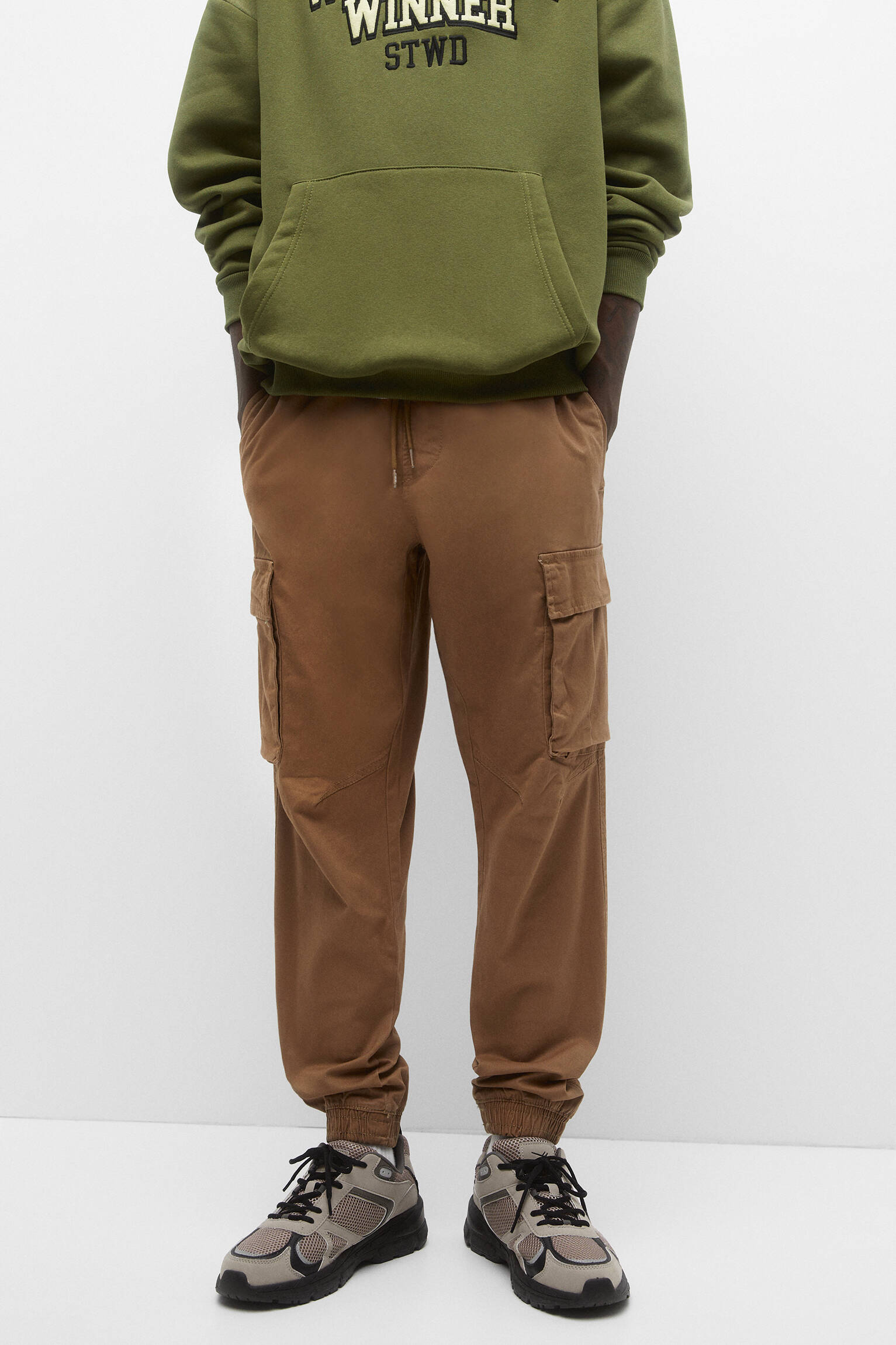 CALÇA JOGGER CARGO COR BÁSICA - CañaMELO