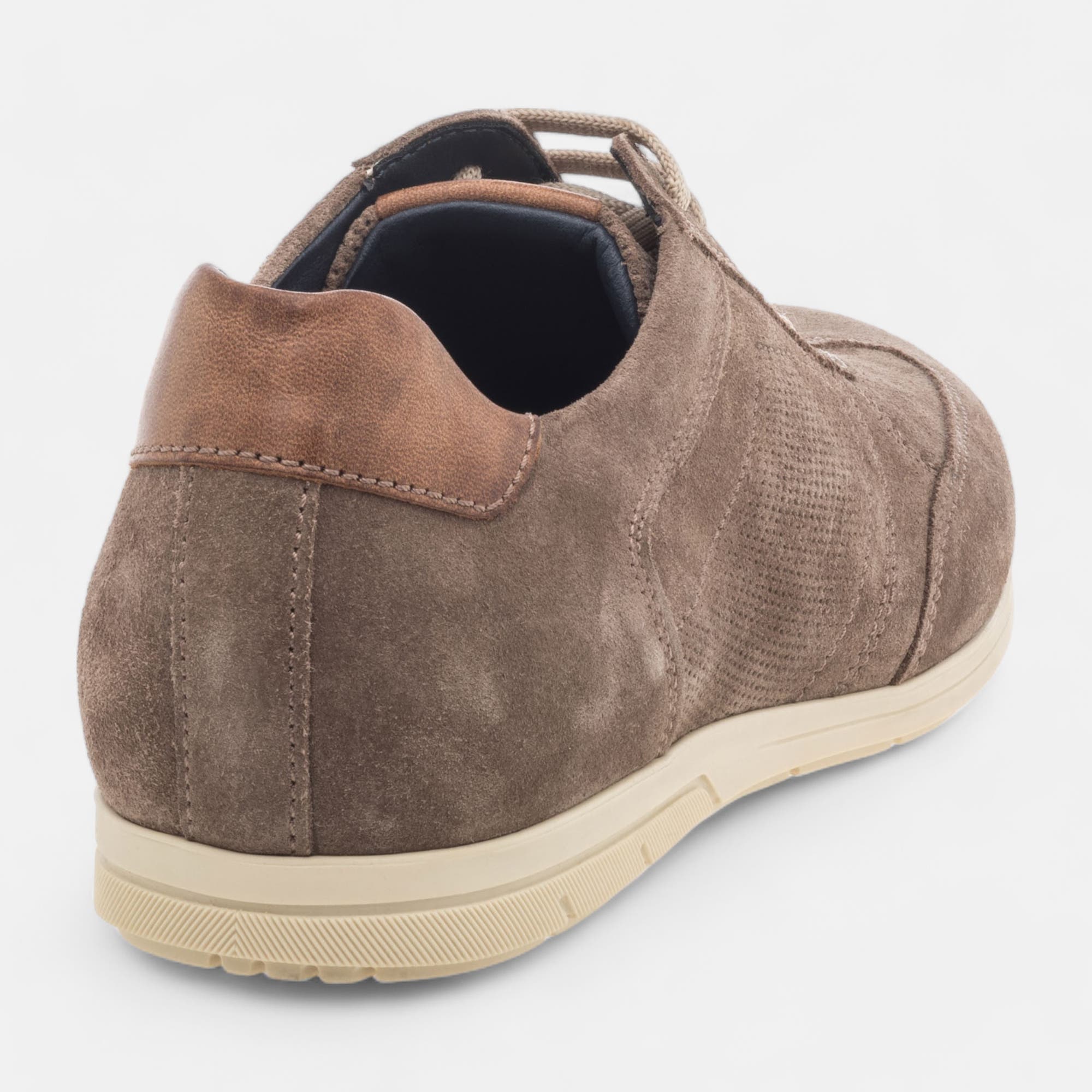 Baskets basses Homme en cuir taupe