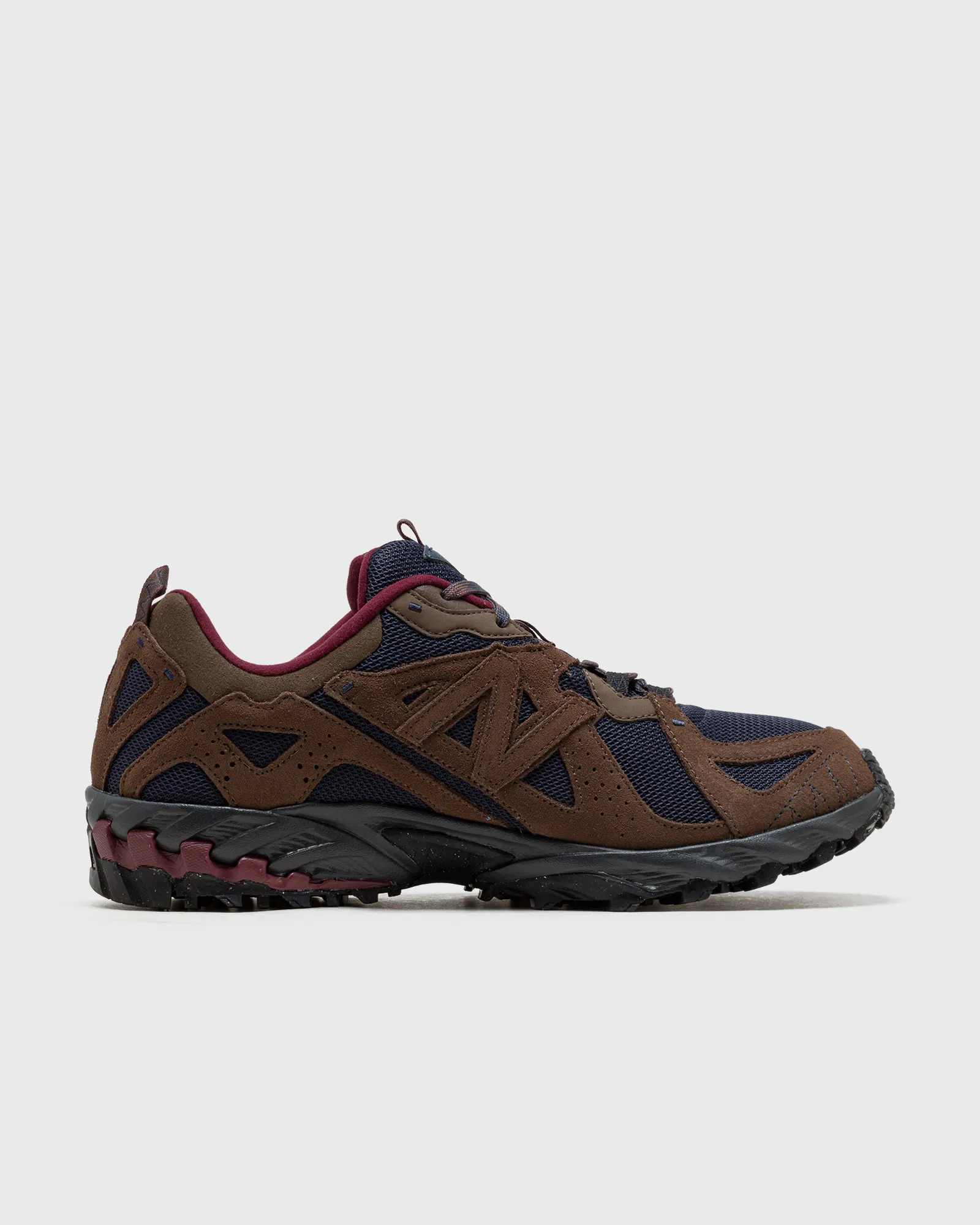 New Balance 610