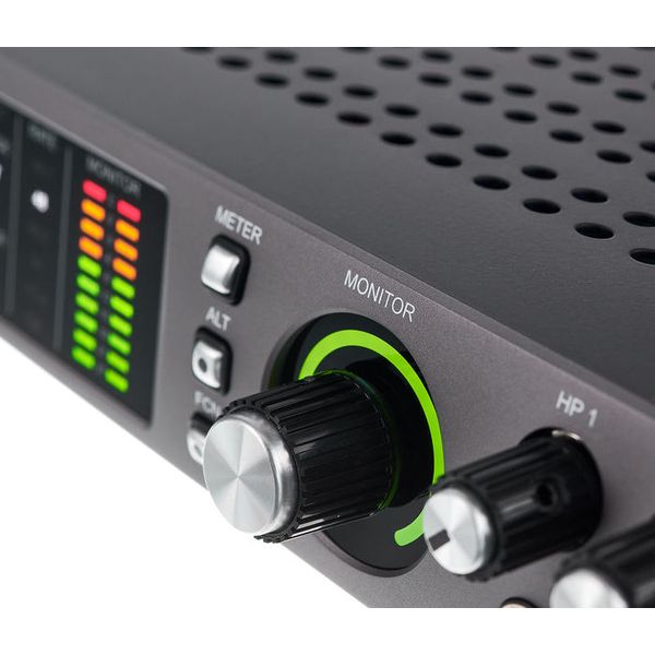 Universal Audio Apollo x8p