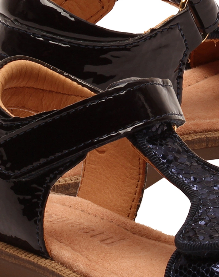 Sandalen ALMA O in navy patent