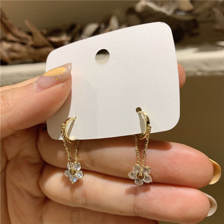Catalunya - Gouden bloem strass oorbellen