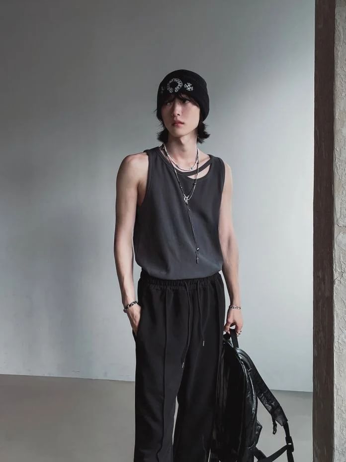Seoulchic - Mouwloos tanktopje met effen uitsnijding