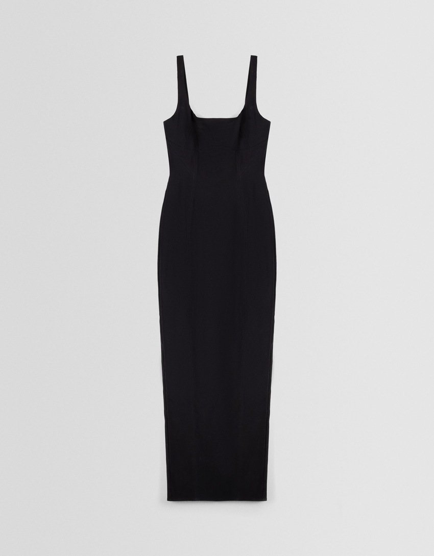 Vestido midi ajustado com alças largas.