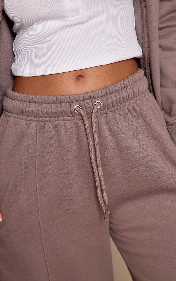 Charbon Jogging Petite À Jambes Droites Avec Détails De Coutures