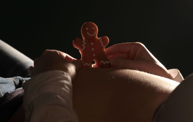 Babybauch-Fotoshooting in Stuttgart als Geschenkidee