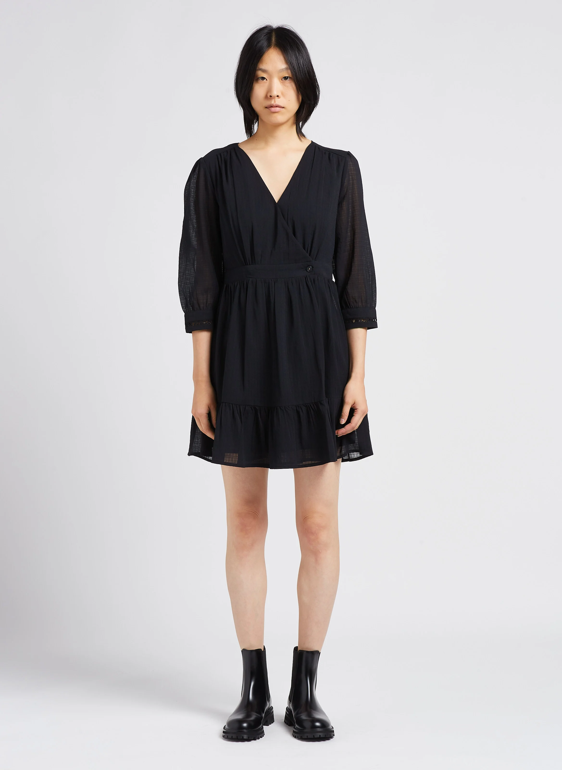 Robe col V cintrée | Noir