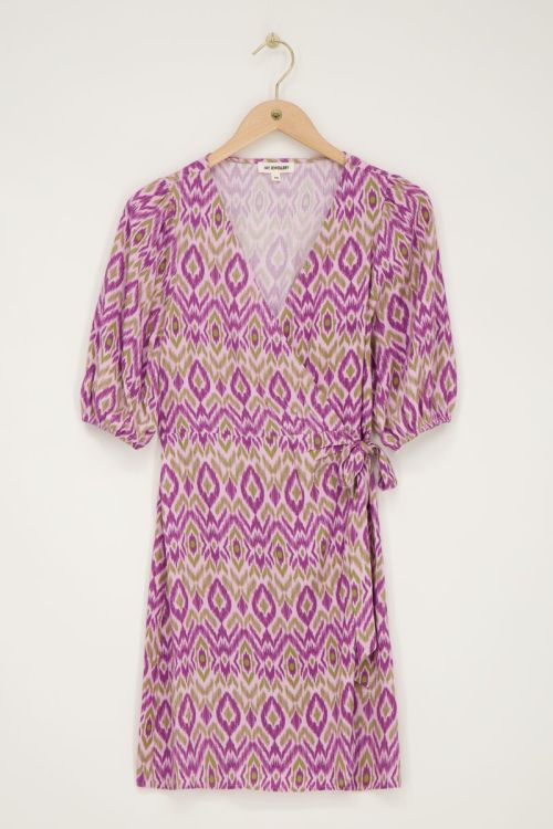 Paarse wikkeljurk met aztec print