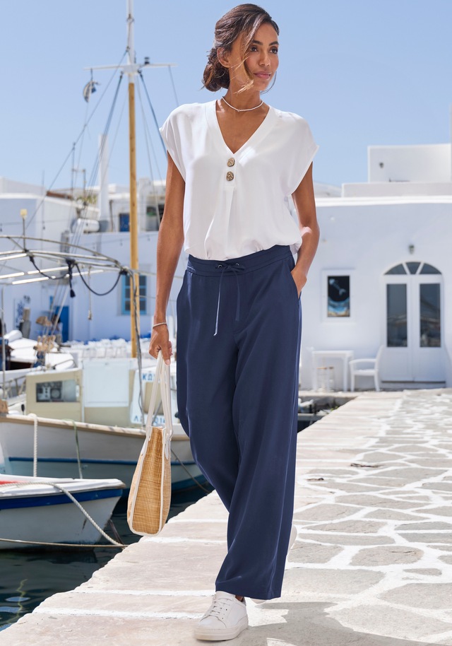 LASCANA Schlupfhose  mit Bindeband, Palazzohose aus Lyocell mit Taschen